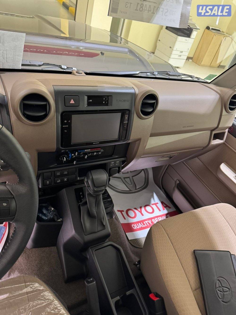 للبيع ربع تويوتا5