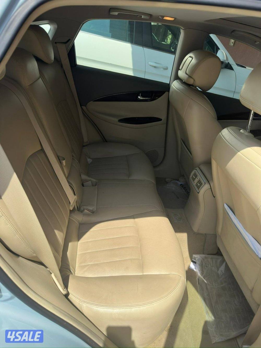 حالة ممتازة، صبغ وكالة7