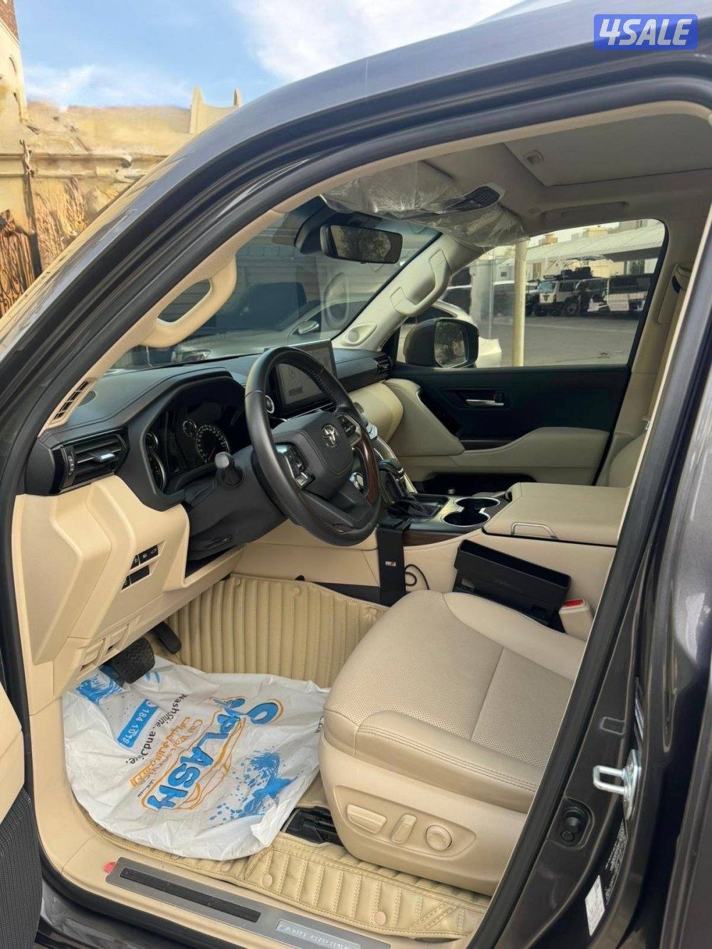 للبيع لاندكروزر  gxr تون تيربو شرط الفحص مكفول خمس سنوات3