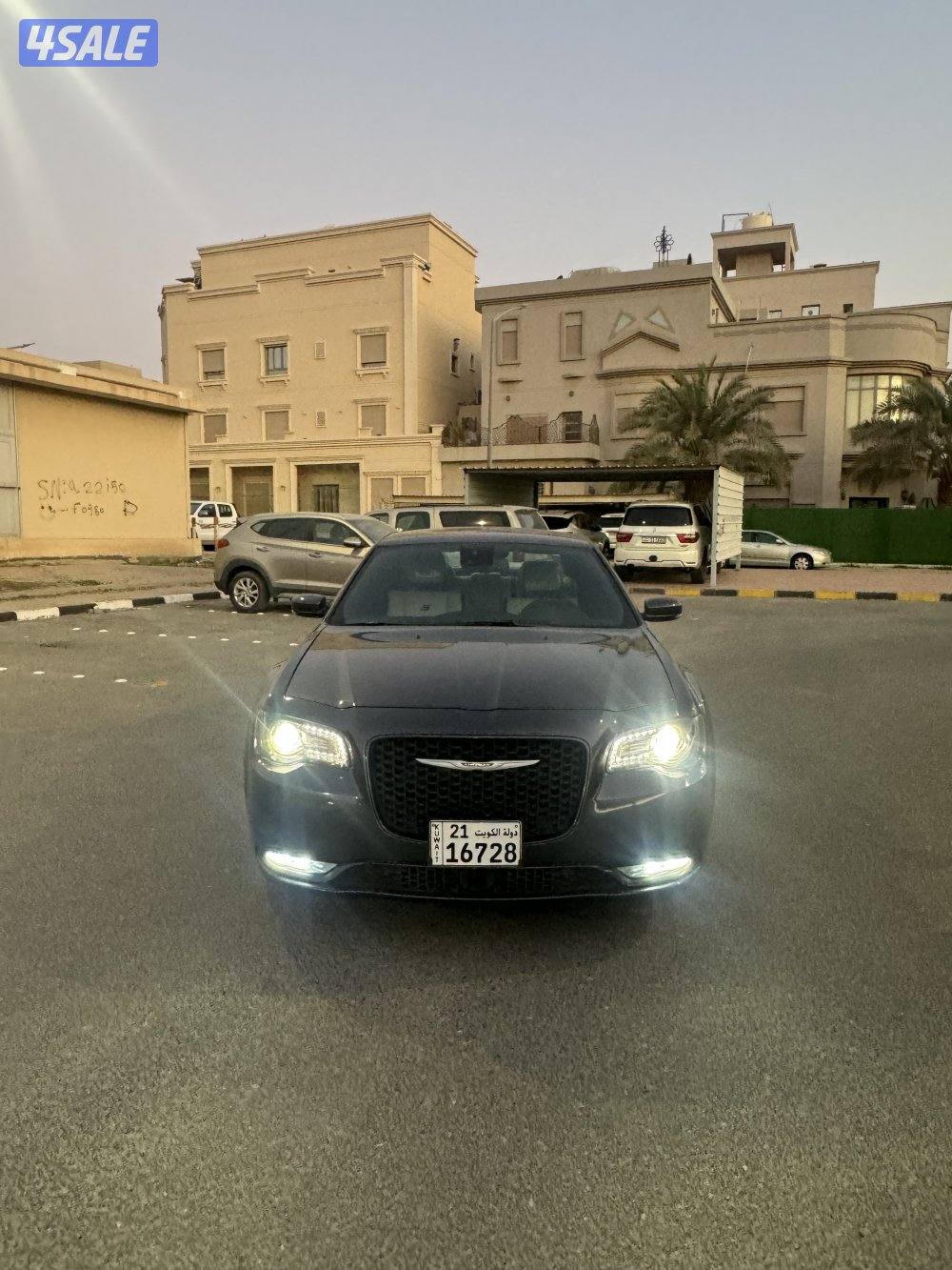 كرايزلر C300 عداد 67 الف0