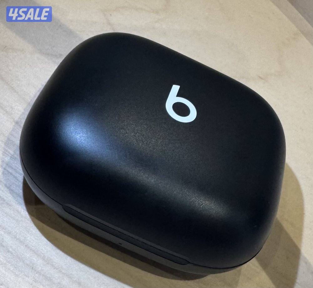 Earbuds beats powerbeats Pro 2 - As a New - 2 Times used only1