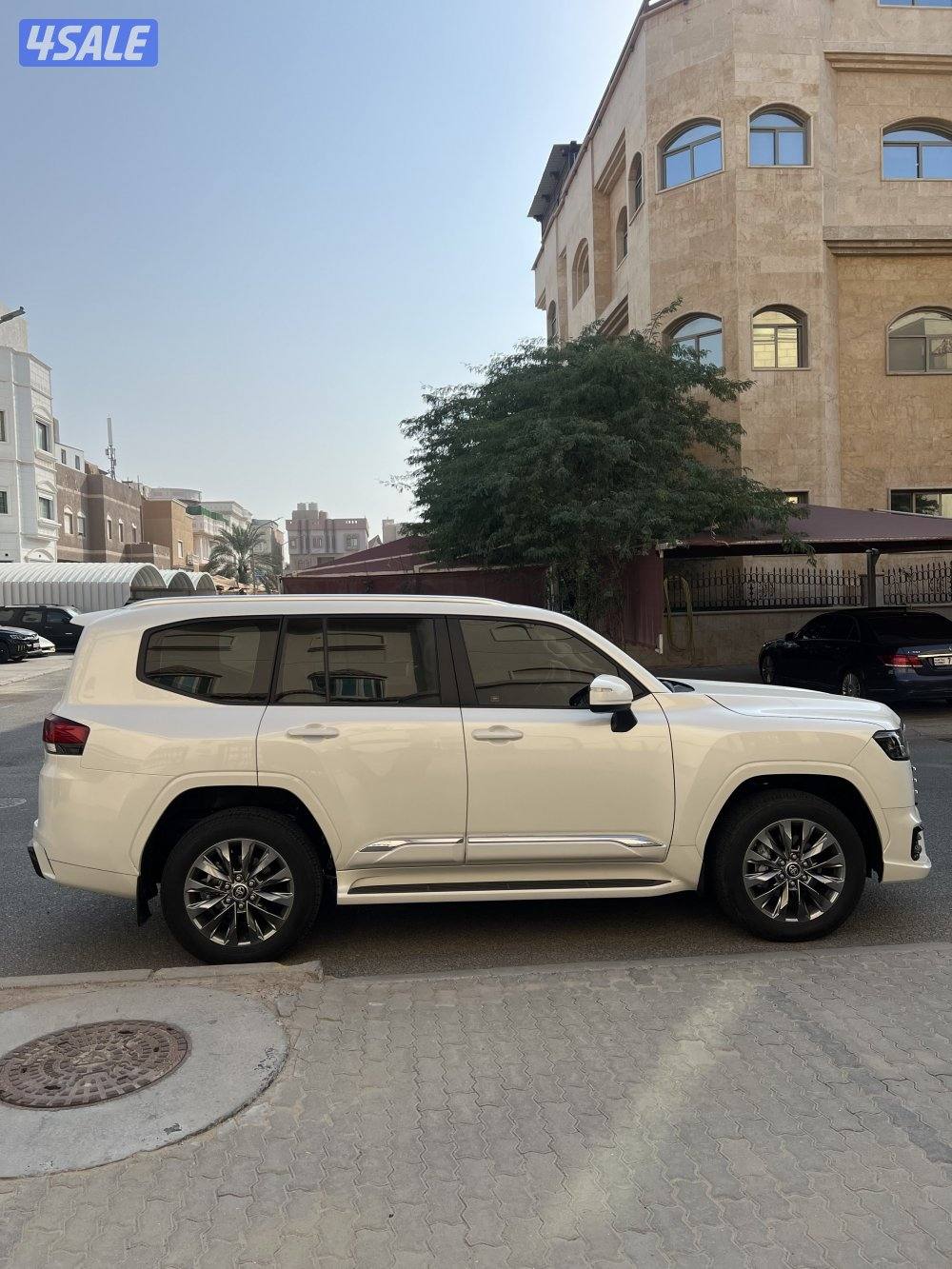 تويوتا لاندكروزر4