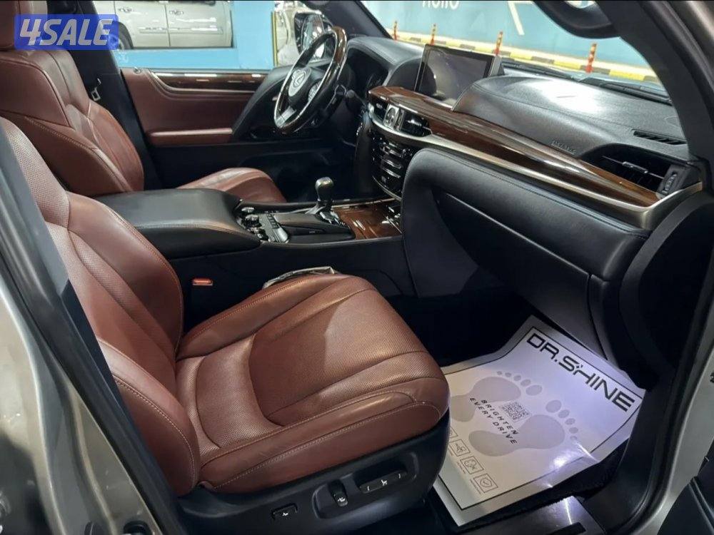 LEXUS LX 570 Sport جيب5