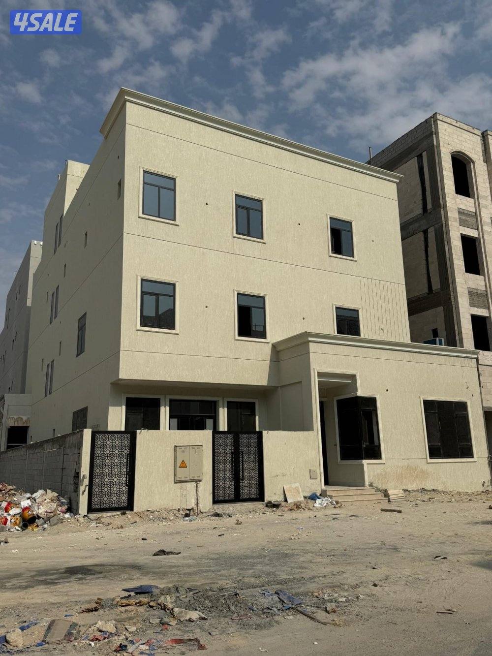 للبيع فيلا بالمطلاع0