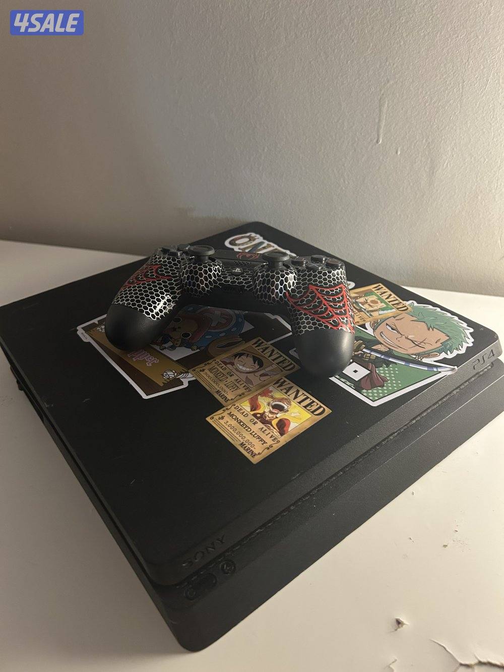 سوني فور استعمال نظيف مع ثلاث يدات1