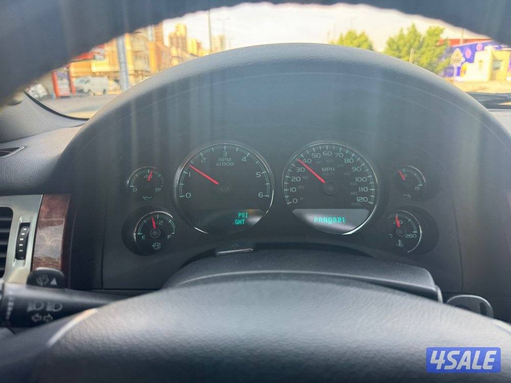 تاهو 2007 ltz كامل مواصفات بحاله ممتازه4