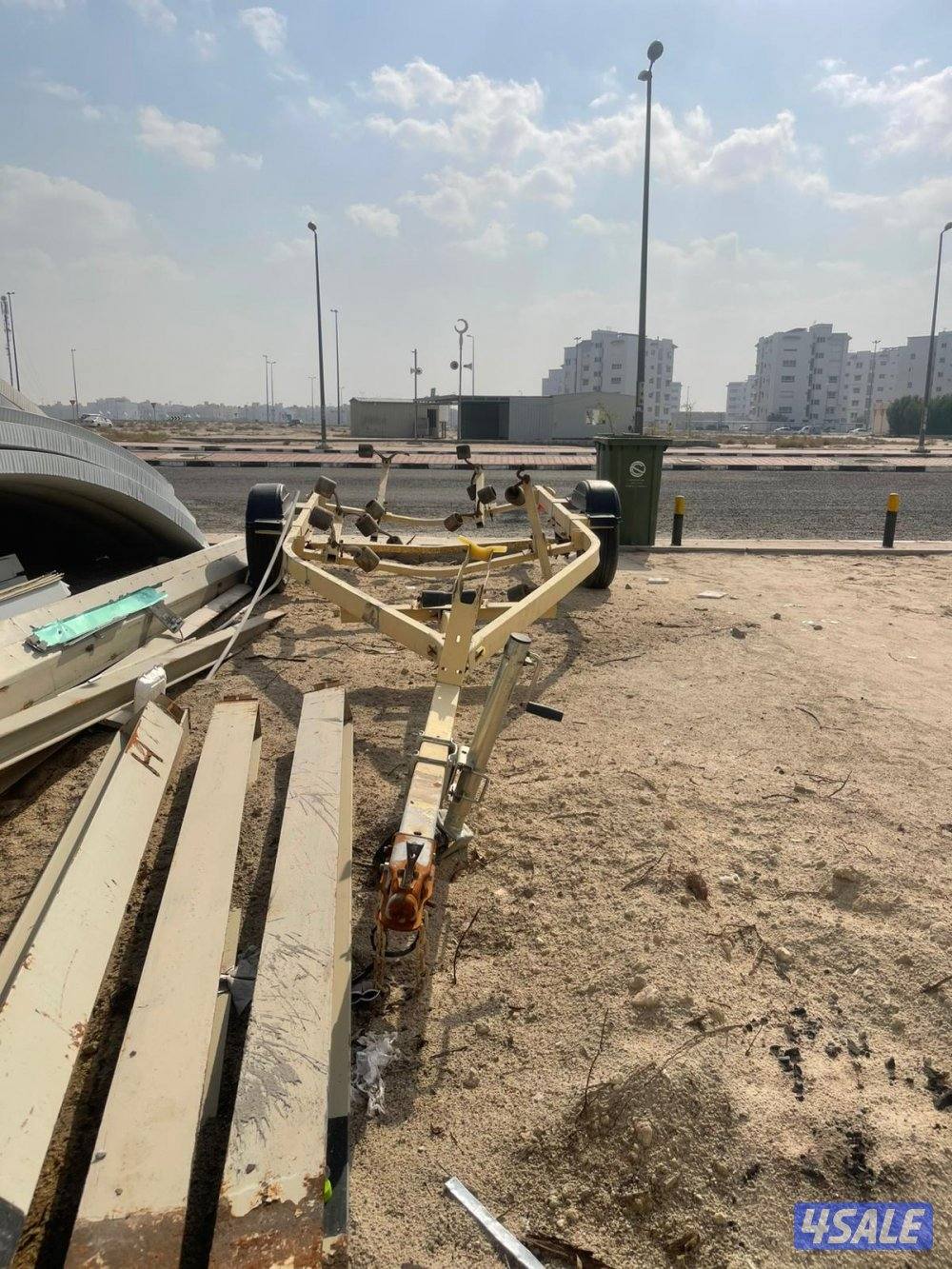 للبيع طراد أمريكي ١٤ قدم مع الماكينة و العربانة5