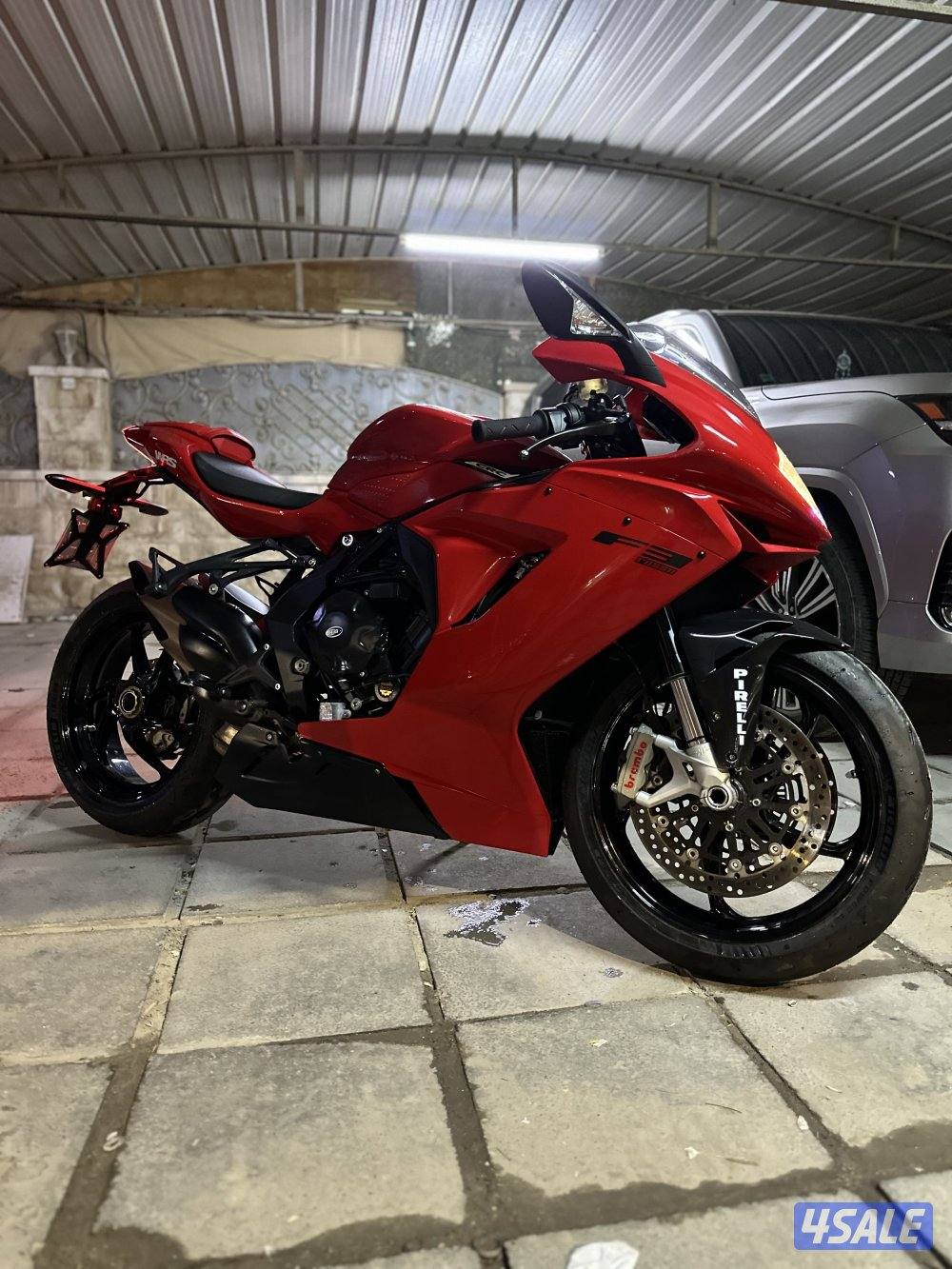 MV AGUSTA F30