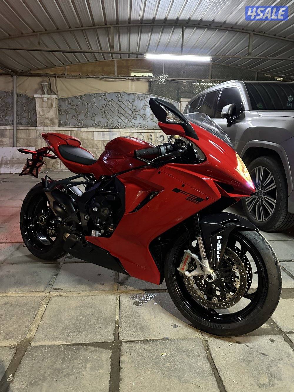 MV AGUSTA F33