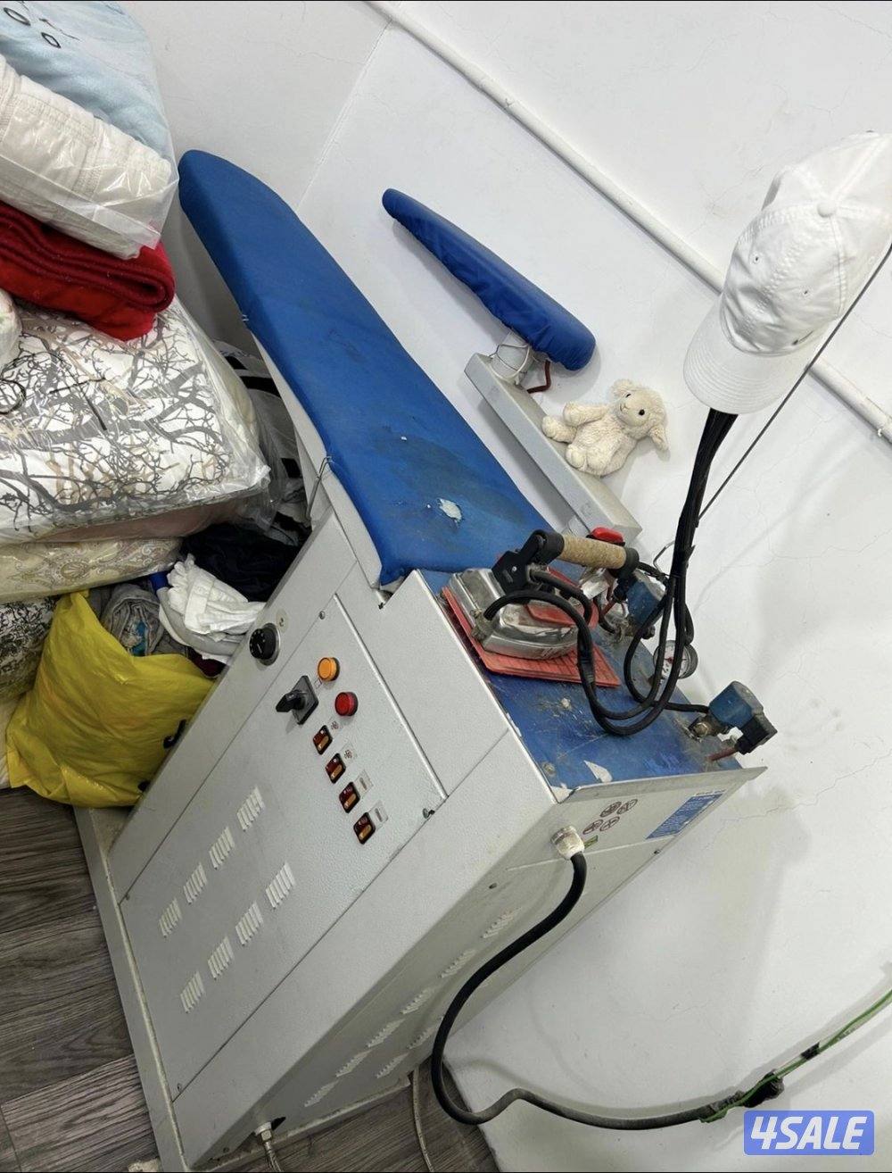 للبيع معدات مصبغة كاملة عدد 2 غسالة وعدد 3 نشافات وعدد 3 مكابس15