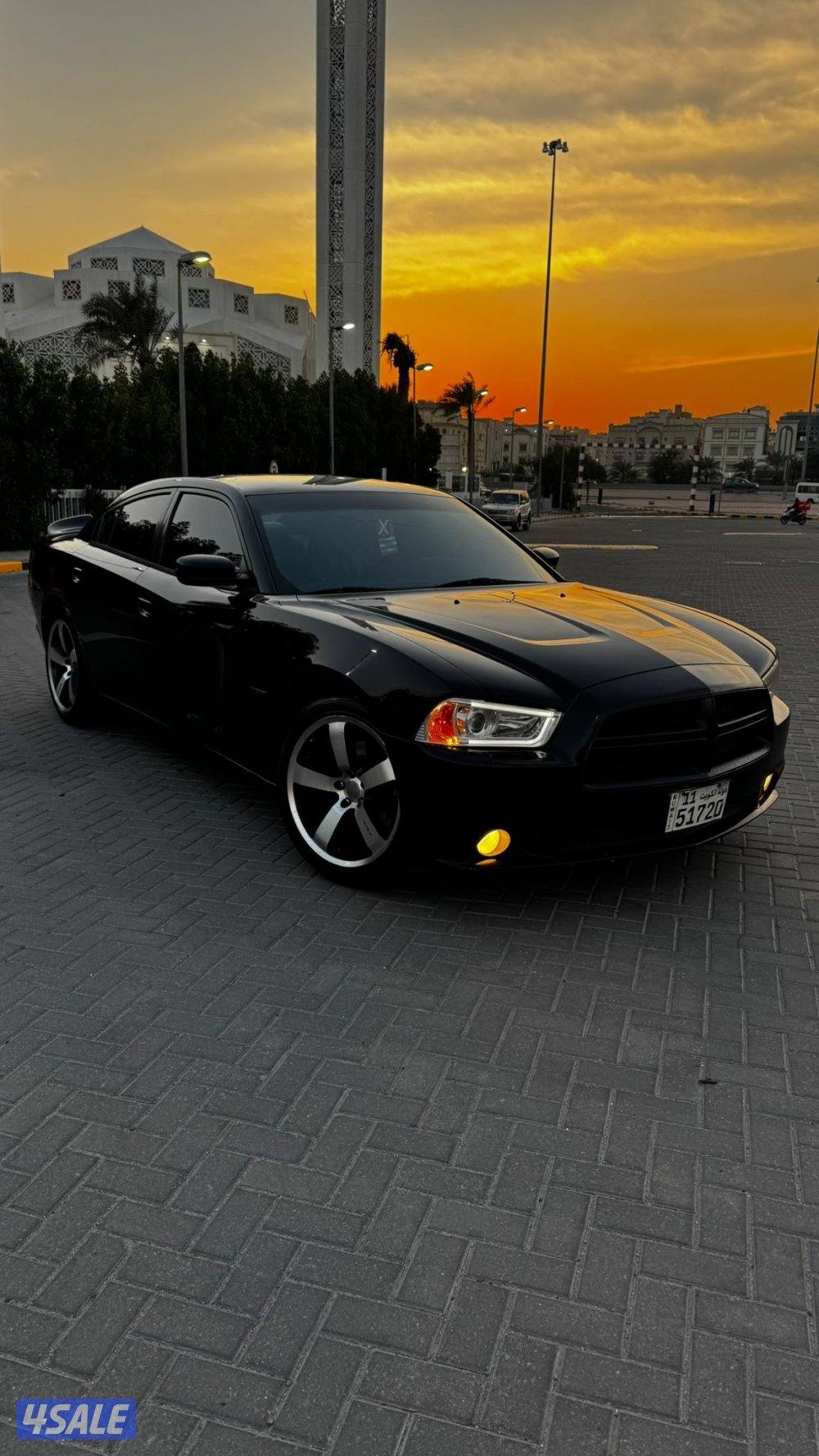 للبيع دوج شارجر موديل ٢٠١٣شرط الفحص2