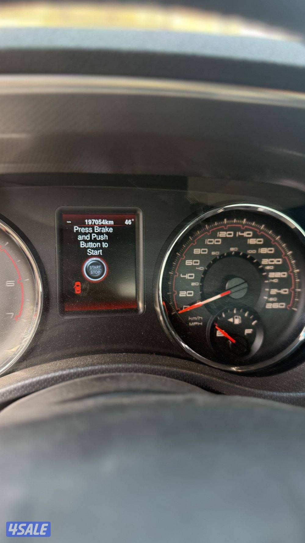 للبيع دوج شارجر موديل ٢٠١٣شرط الفحص9