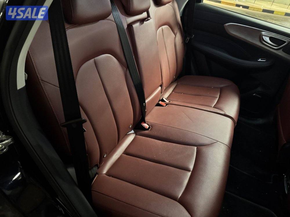 سياره Mgrx5  م 2025 كامله المواصفات اعلي فئه1500 سي سي تربو10