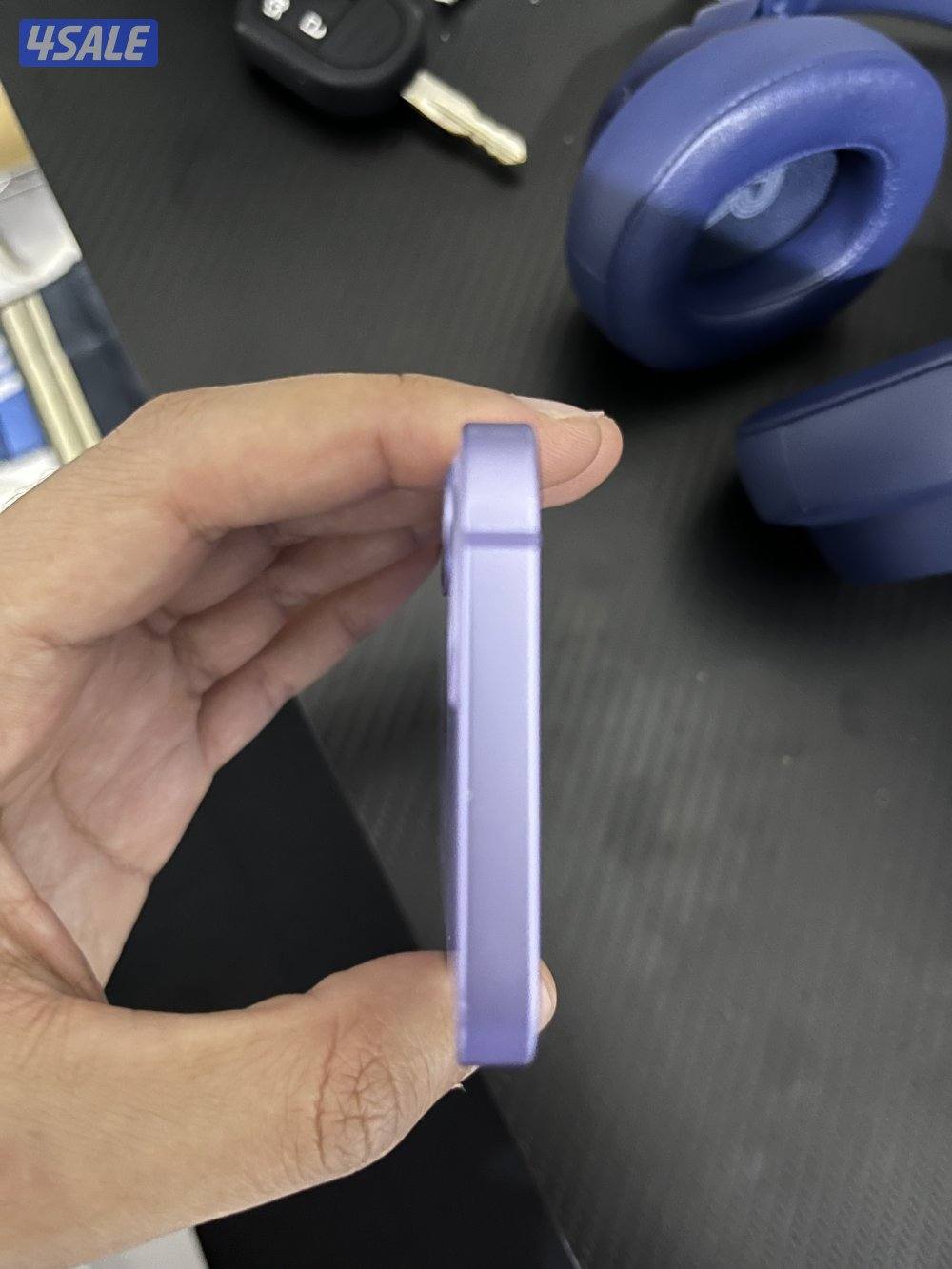 ايفون ١٢ ميني ١٢٨ نظيف جدا ، بطاريه ٨٣ مو مفتوح الجهاز بدون كرتون2