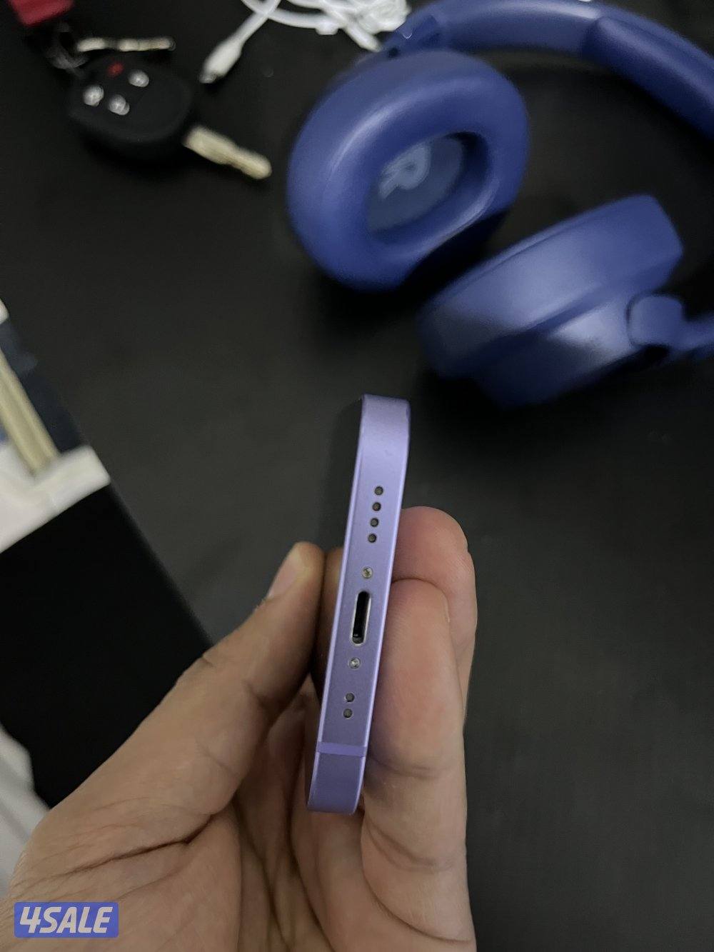 ايفون ١٢ ميني ١٢٨ نظيف جدا ، بطاريه ٨٣ مو مفتوح الجهاز بدون كرتون5