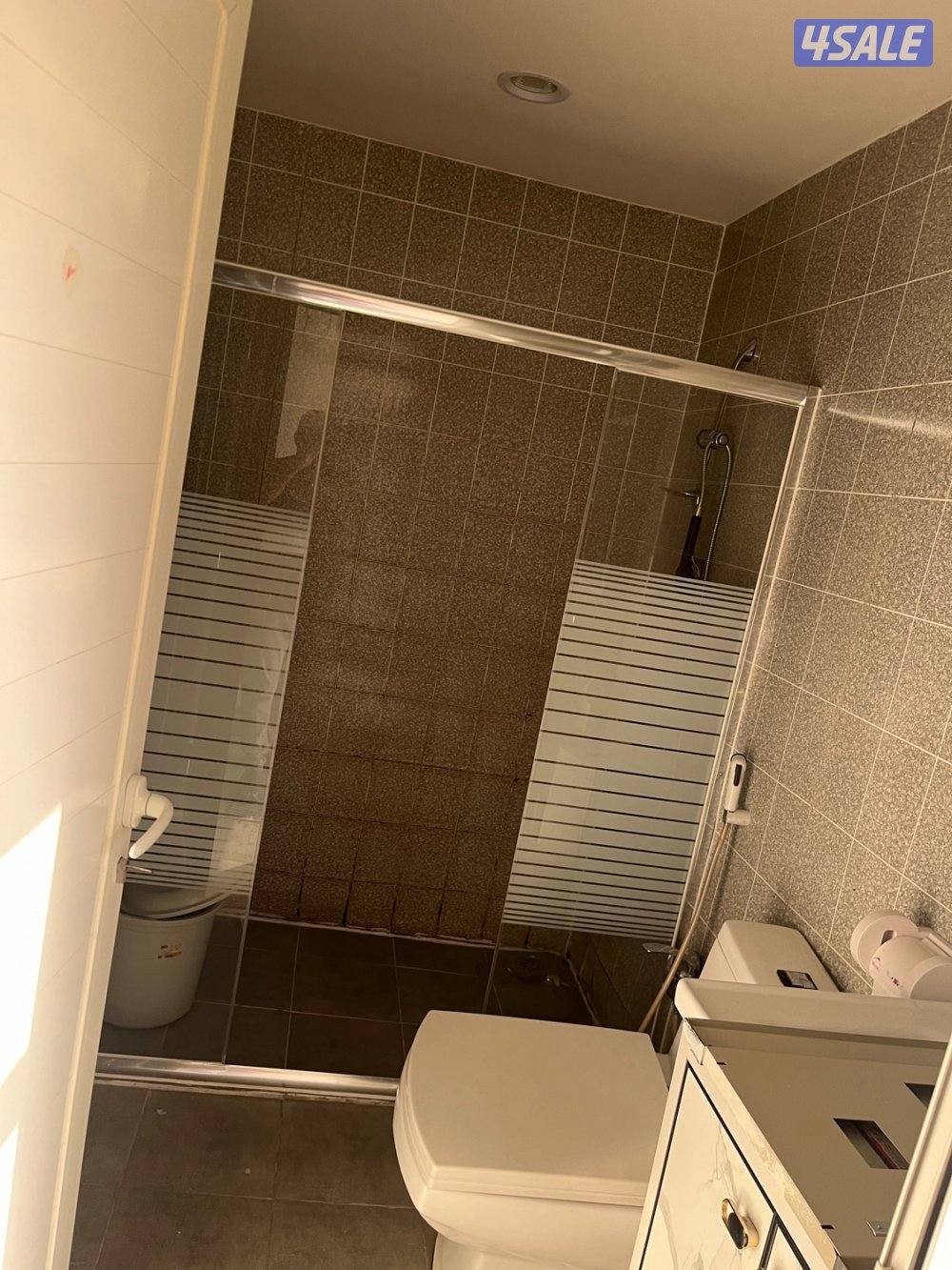 شاليه ١٢و٩٠ في ٤4