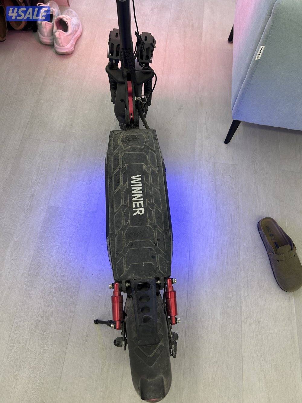 للبيع سكوتر الوحش WINNER1