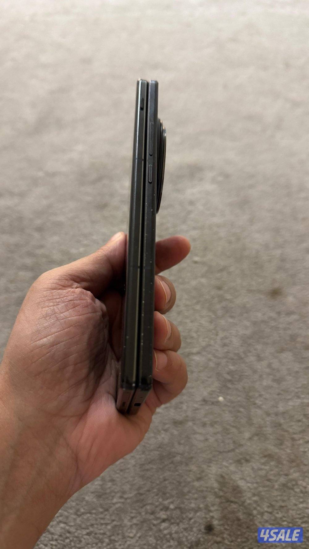 vivo x fold3 pro للبدل فقط4