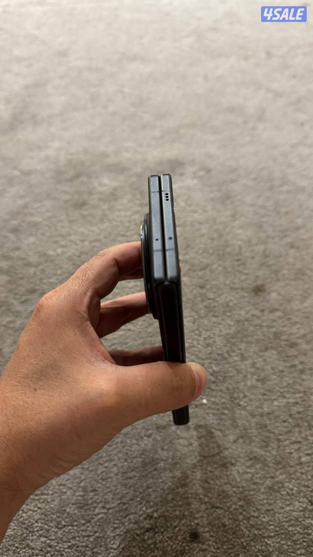 vivo x fold3 pro للبدل فقط5