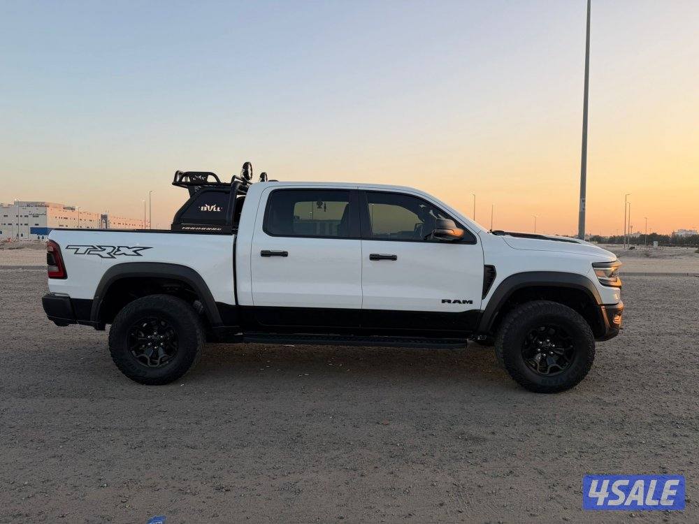 رام 2023 TRX بحالة المصنع كالجديد5