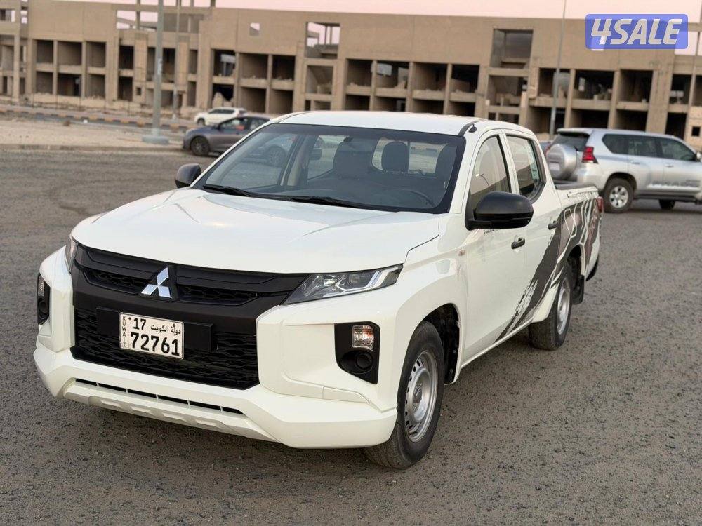 وانيت ميتسوبيشي 20201