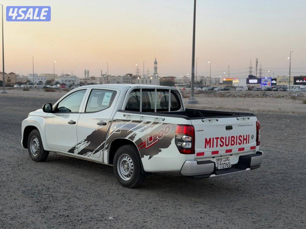 وانيت ميتسوبيشي 20202