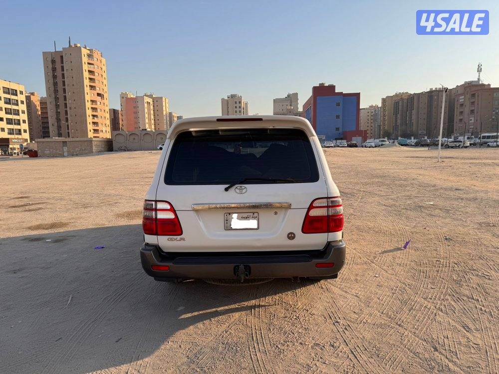 لاند كروزر ٢٠٠٥5