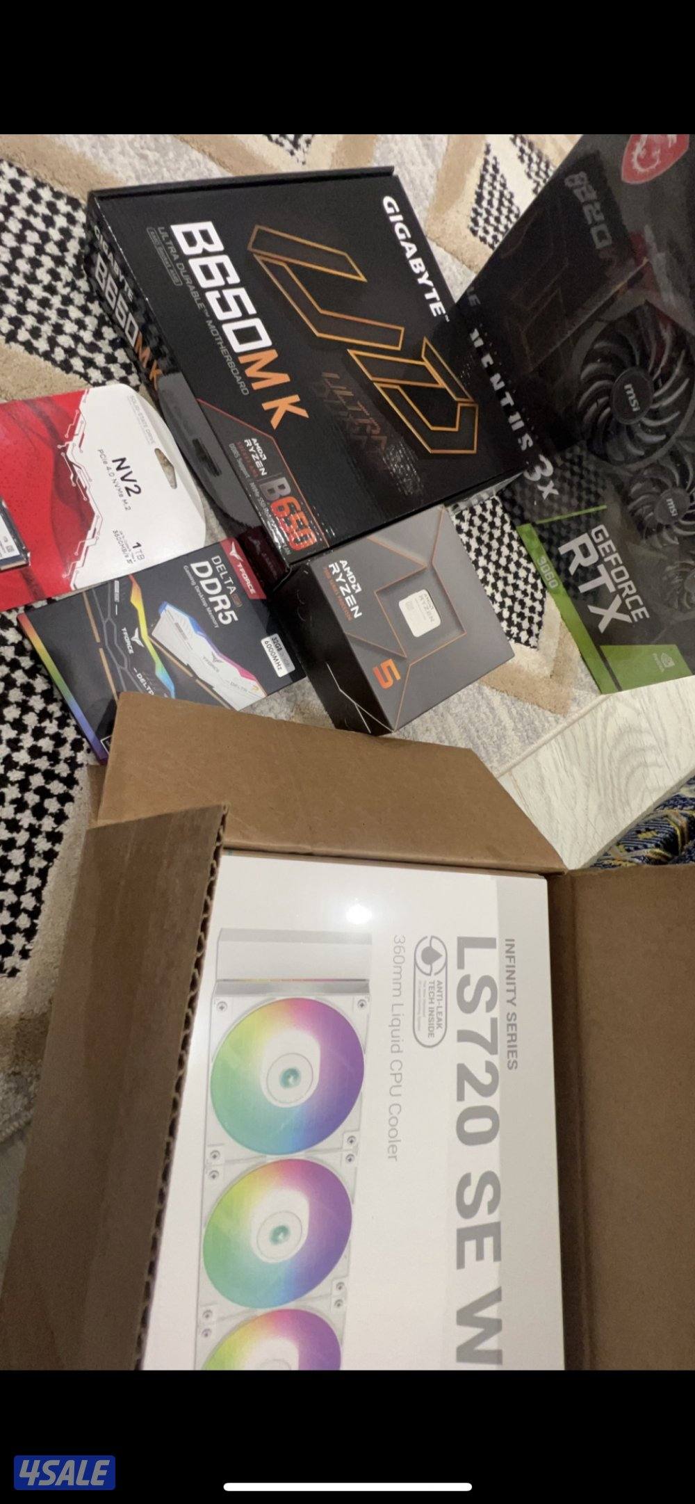 للبيع بي سي كرت 3060 معالج R57600 مذربورد B650Mkتبريد مائي2