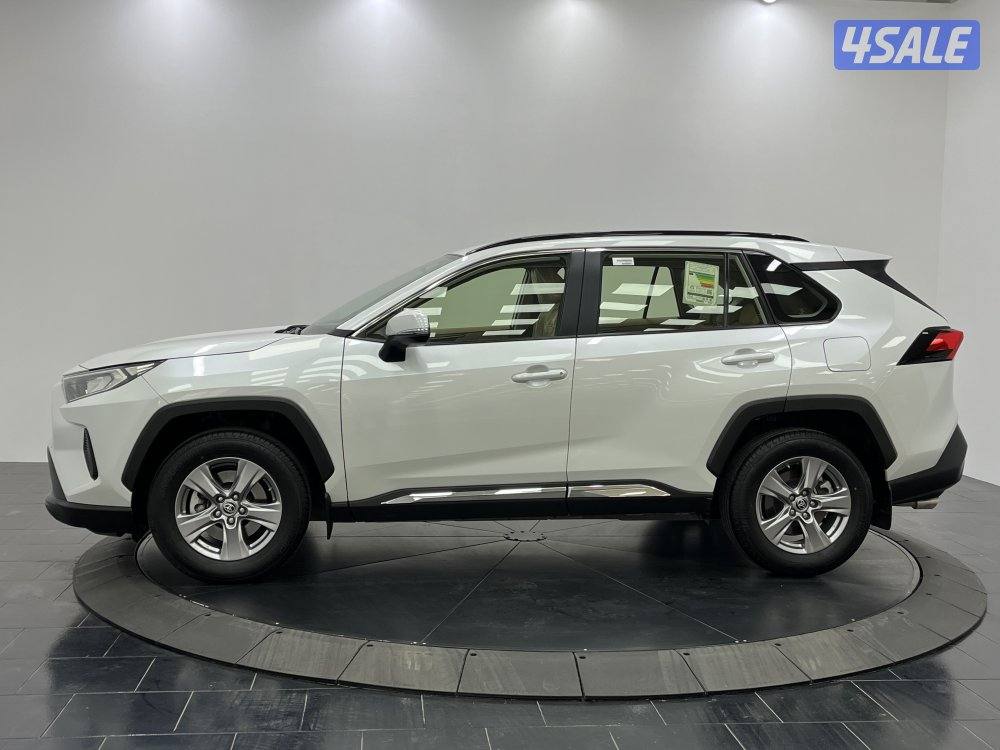 TOYOTA RAV401 4X2 STANDARD OPTION2
