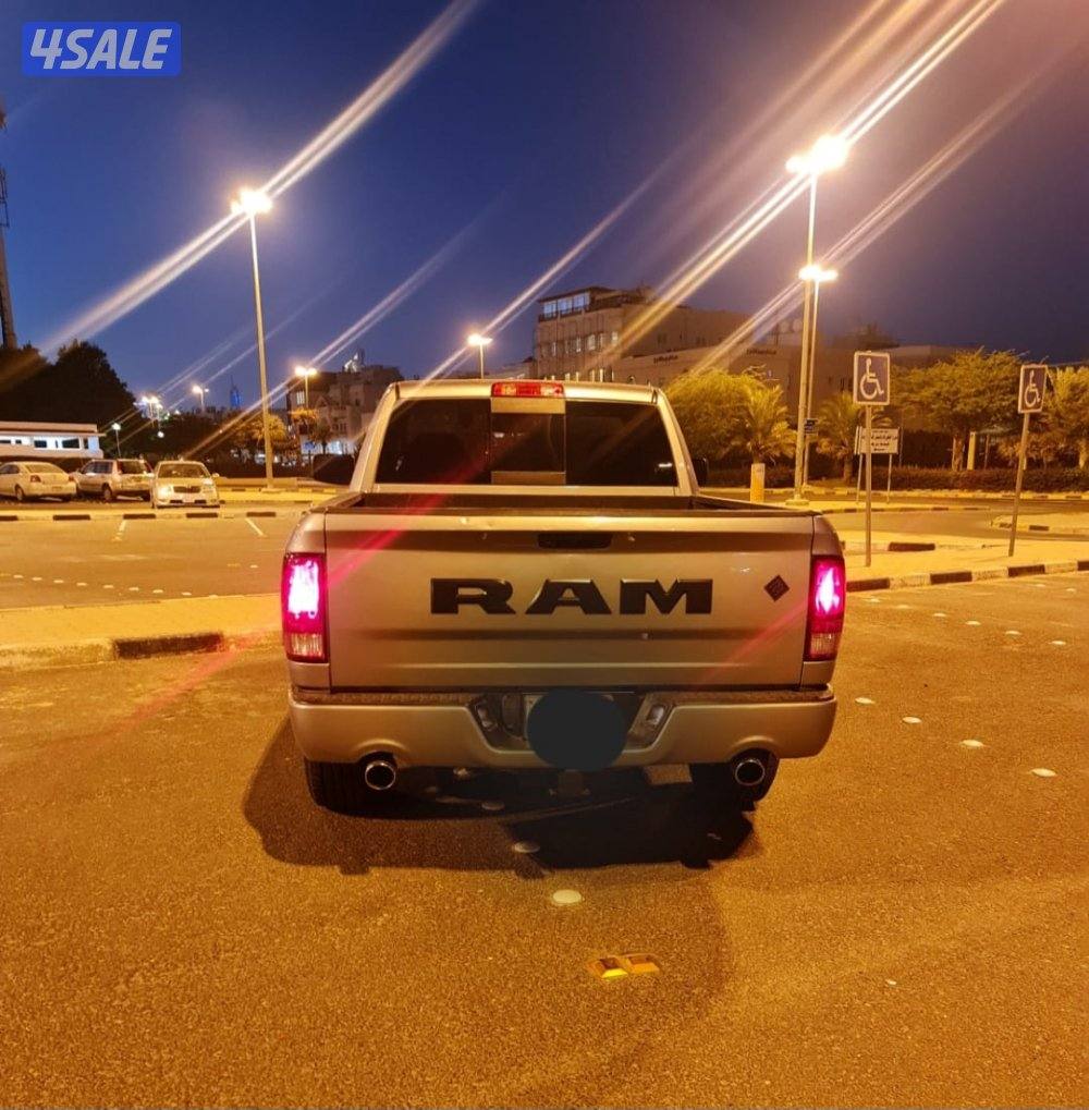 للبيع دودج رام بلاك بادج ٢٠٢٠ وكالة ماشي ١٧٣ الف كم شرط الفحص.4