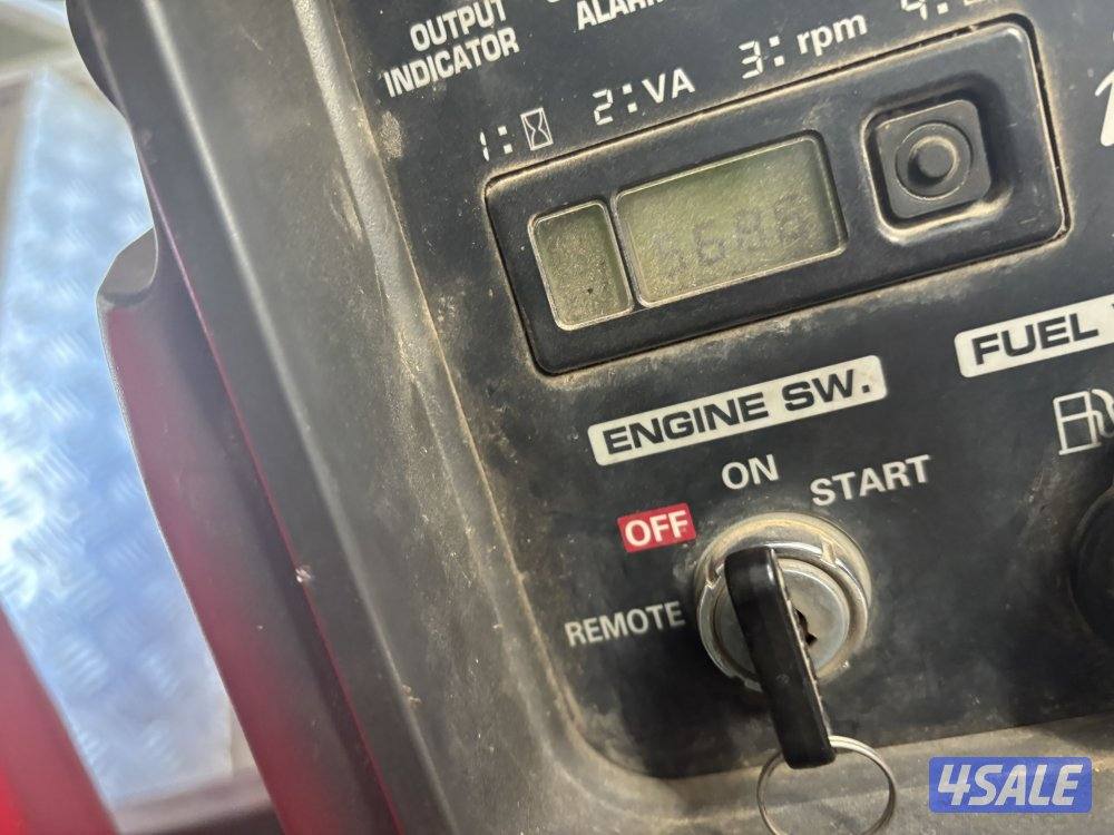 للبيع ماطور هوندا EU 6500is تعبئه بانزين بحاله جيده3