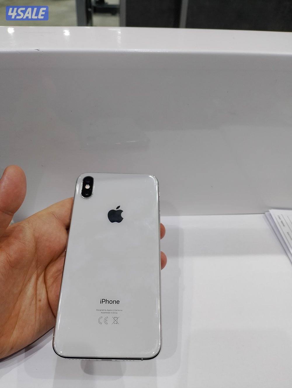 ايفون Xs max جيجا 256 ابيض2