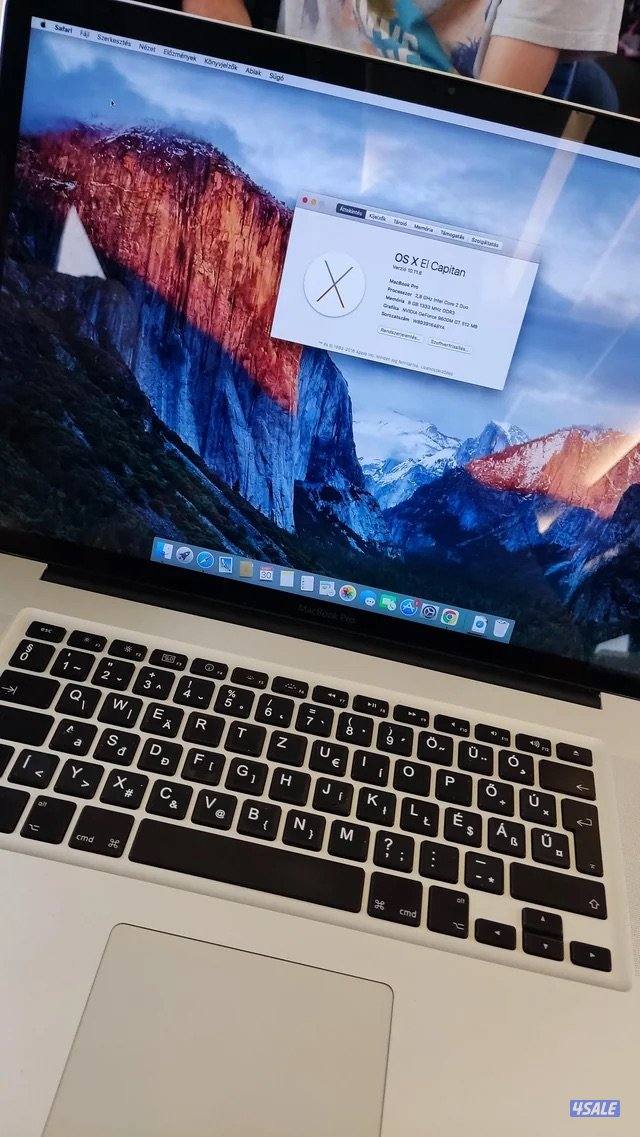 MACBOOK PRO 17 inch (End of November 2009)0