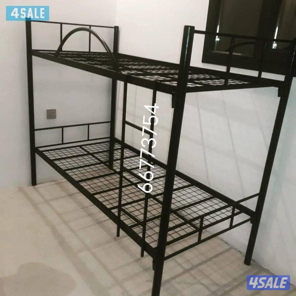 سرير حديد ومرتبه طبيه وبطانيه ومخده والملايات1