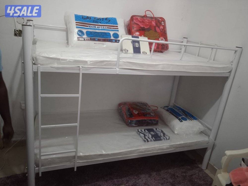 سرير حديد ومرتبه طبيه وبطانيه ومخده والملايات7