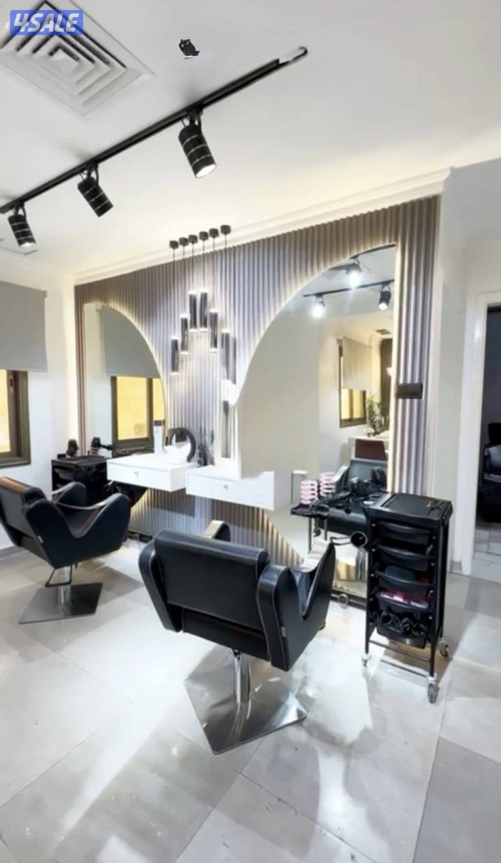 صالون نسائي للبيع1