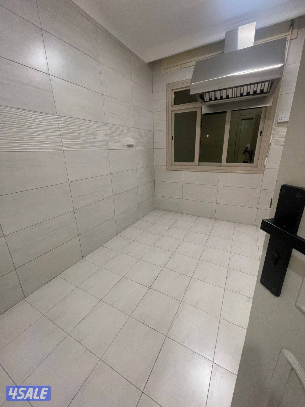 شقه في بيان1