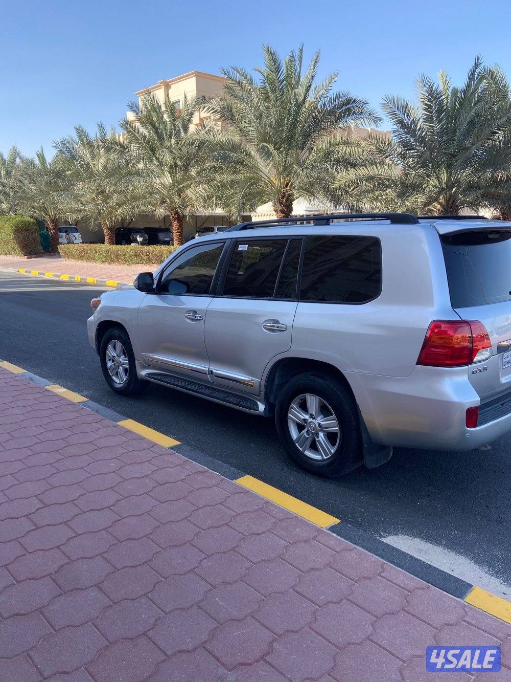 GXR 8 لاندكروز مويل 20142