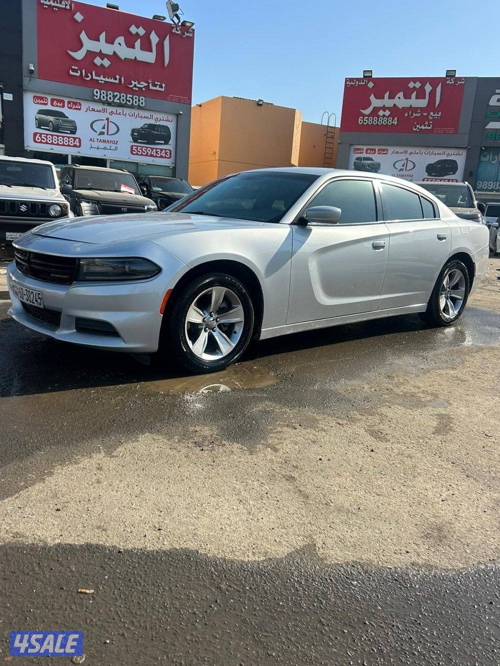دودج شارجر SXT-V6 موديل 2021  ماشى 82.000 k.m  وارد الملا.0