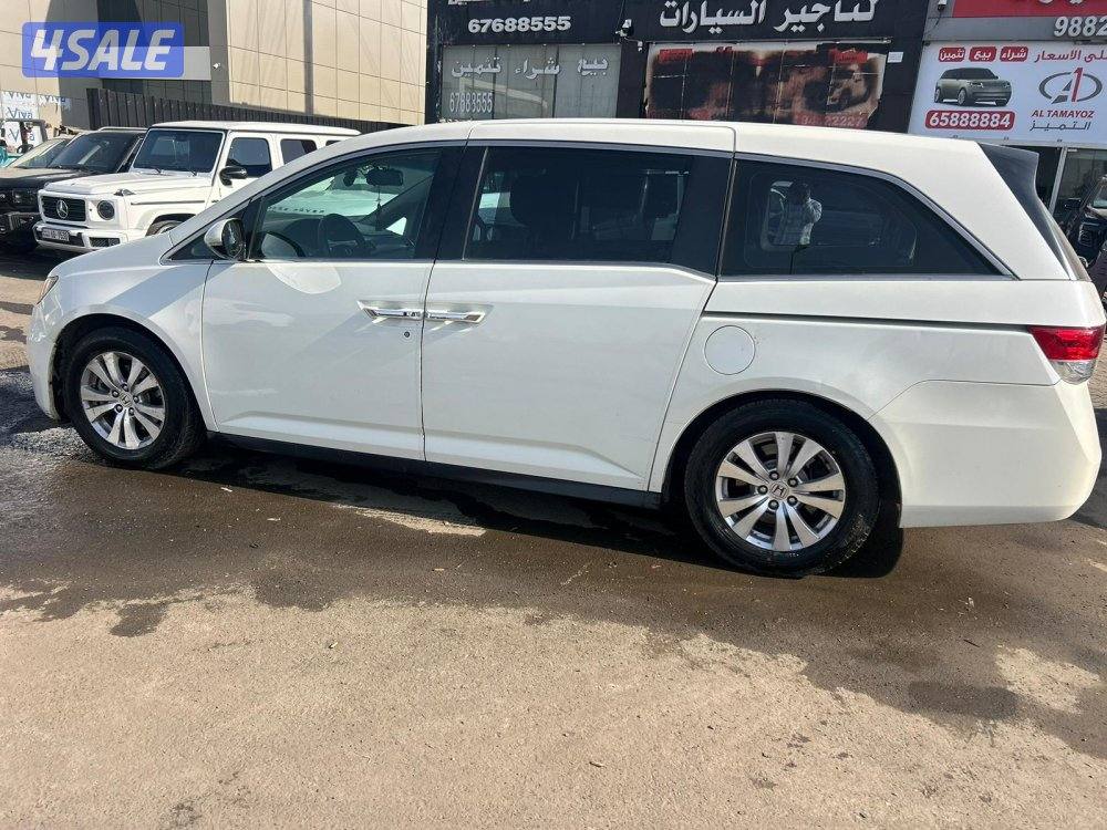 هوندا اوديسي موديل 2016 ماشي 209.000 k.m وارد الغانم.2