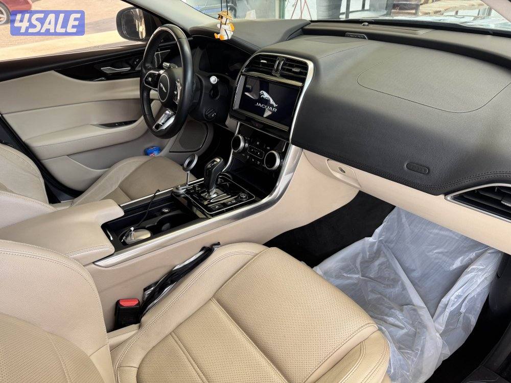 جاكوار XE القصه الجديده تحت الكفالة8