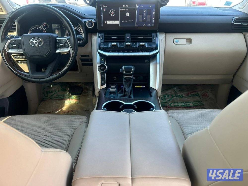 تويوتا لاند كروزر GX.R AEROs  twin turbo.V6 موديل 20246