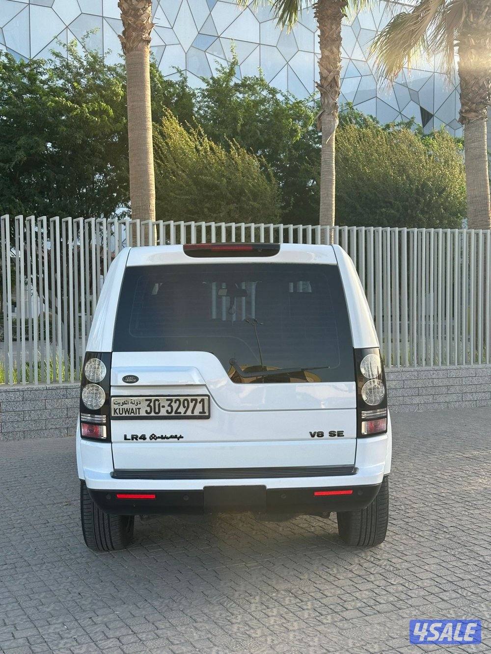 لاندروفر LR4 — 2013 كامل المواصفات7