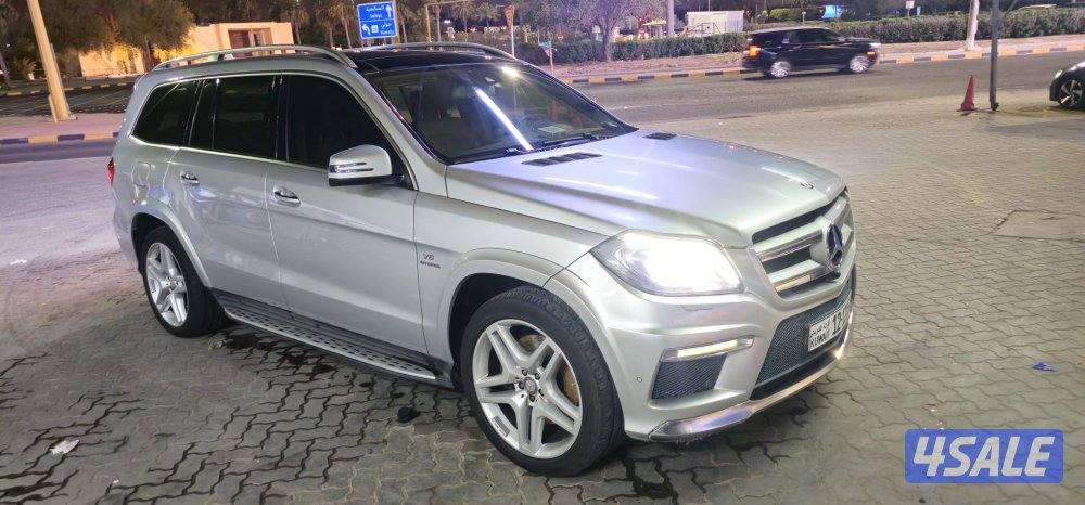 مرسيدس GL500 موديل 2013 كامل المواصفات 3,000 دك بحالة جيدة جدا1