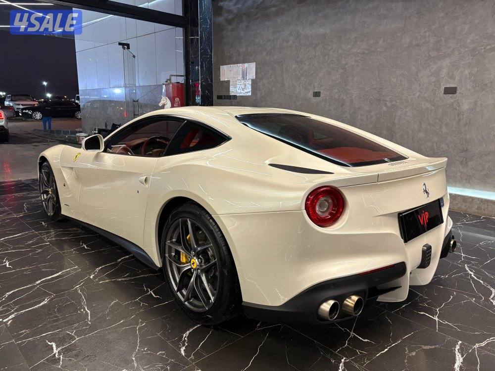 فيراري F125