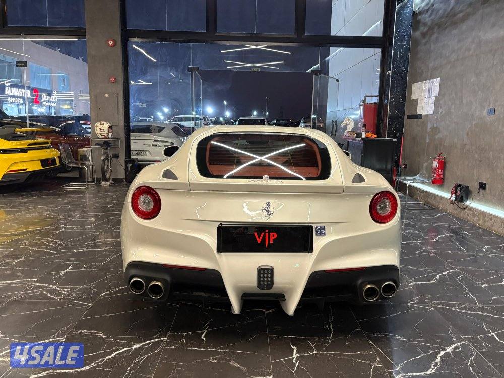 فيراري F126