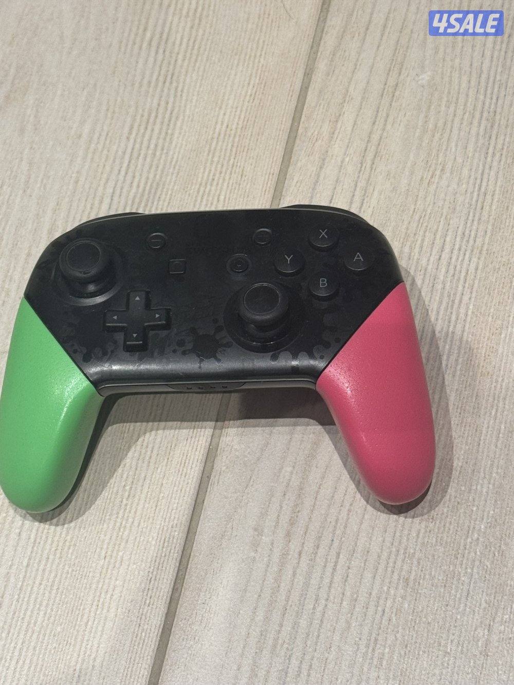 Nintendo special edition controller0