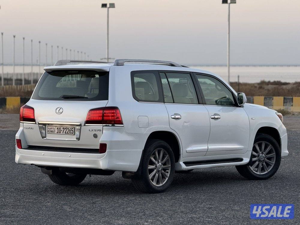لكزس LX570-20113