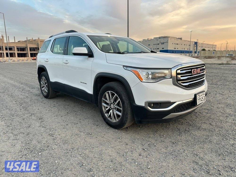 جي ام سي اكاديا موديل ٢٠١٨ بحالة الوكالة2