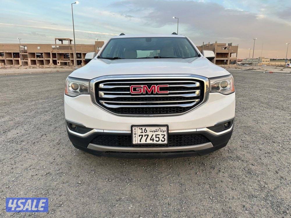 جي ام سي اكاديا موديل ٢٠١٨ بحالة الوكالة3